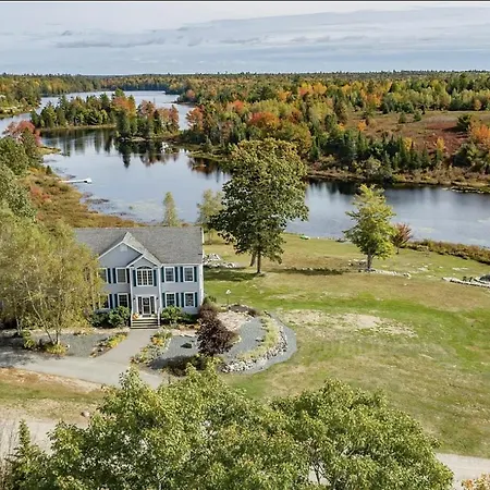 Serene 7Br Haven By The Lake Home